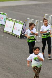 BIB: 882
                            <button type="button" onclick="openModal(3560604)" class="btn btn-primary btn-sm float-right btn-popup" data-toggle="modal" data-target=".modal-high-quality">
                        <i class="fas fa-shopping-cart"></i> Add to Cart
                    </button>
                                            <button type="button" onclick="isThisMe(3560604, true)" class="btn btn-success btn-sm float-right btn-popup btn-isme hidden" data-toggle="tooltip" data-placement="bottom" title="นี่คือรูปของคุณใช่ไหม คลิกที่นี่เพื่อเอาเข้าอัลบั้ม">
                        <i class="fas fa-plus"></i> Add to album
                    </button>
                    <button type="button" onclick="isThisMe(3560604, false)" class="btn btn-warning btn-sm float-right btn-popup btn-isnotme hidden">
                        <i class="fas fa-ban"></i> Remove from album
                    </button>